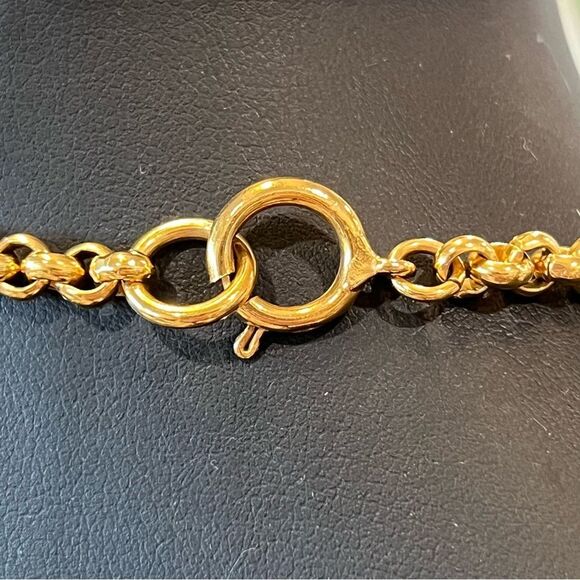 CHANEL Gold Plated Chain Necklace with Iconic Pendant - Picture 7 of 7